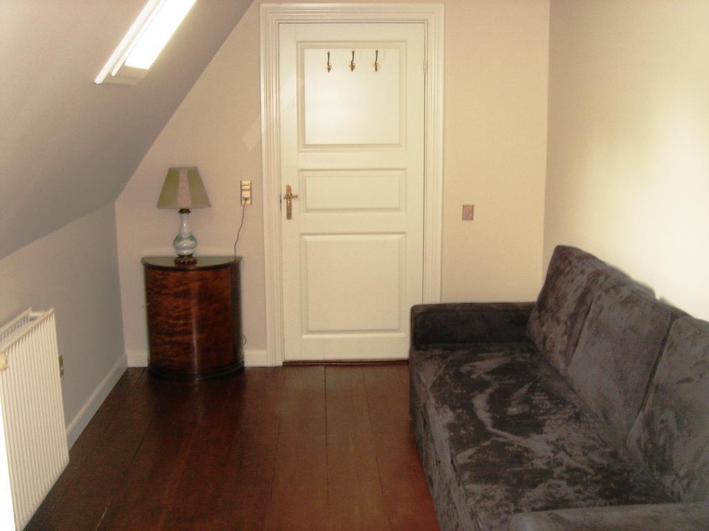 مبيت وإفطار Norre Esterbolle Herregaarden Jerstrup الغرفة الصورة